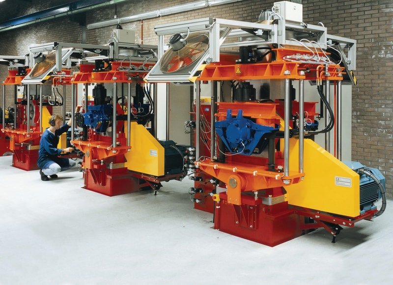 Refining cage designs through novel testing | SKF
