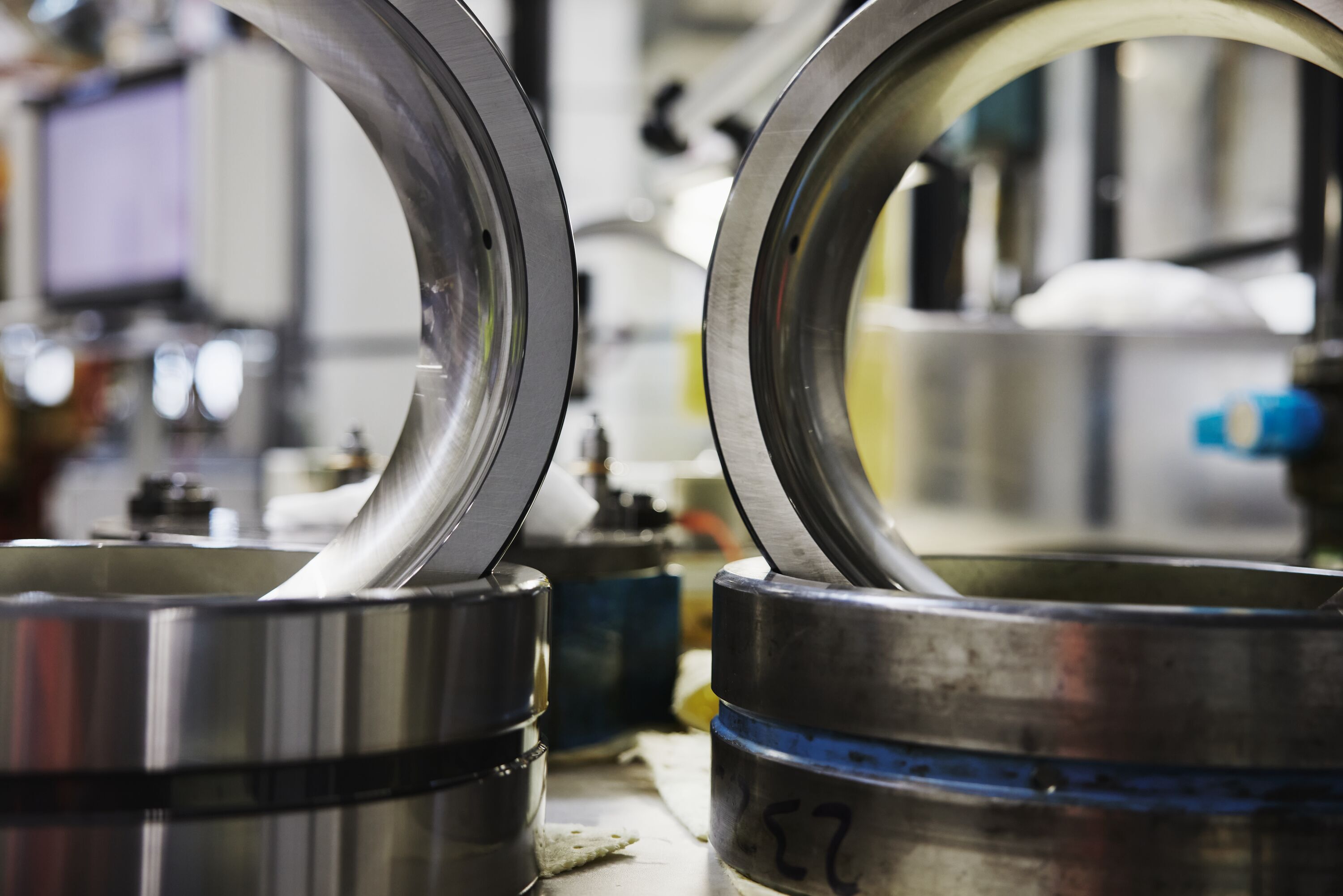 SKF
